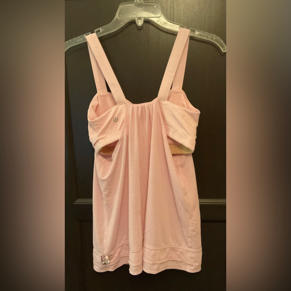 lululemon Studio Run Tank Size 6 | Built-In Bra | Adjustable Waist | EUC - Picture 2 of 4